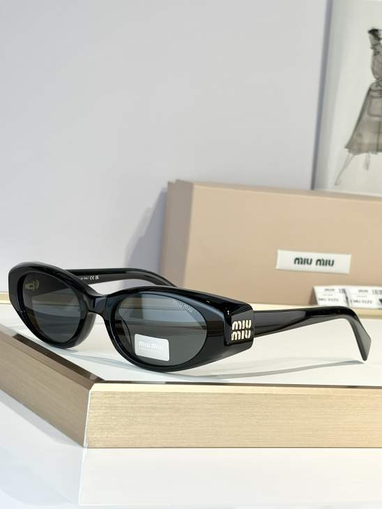 Picture of Miu Miu Sunglasses _SKUfw79683996fw